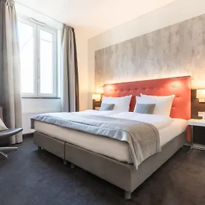 novum-select-the-wall.find-berlin-hotels.com/