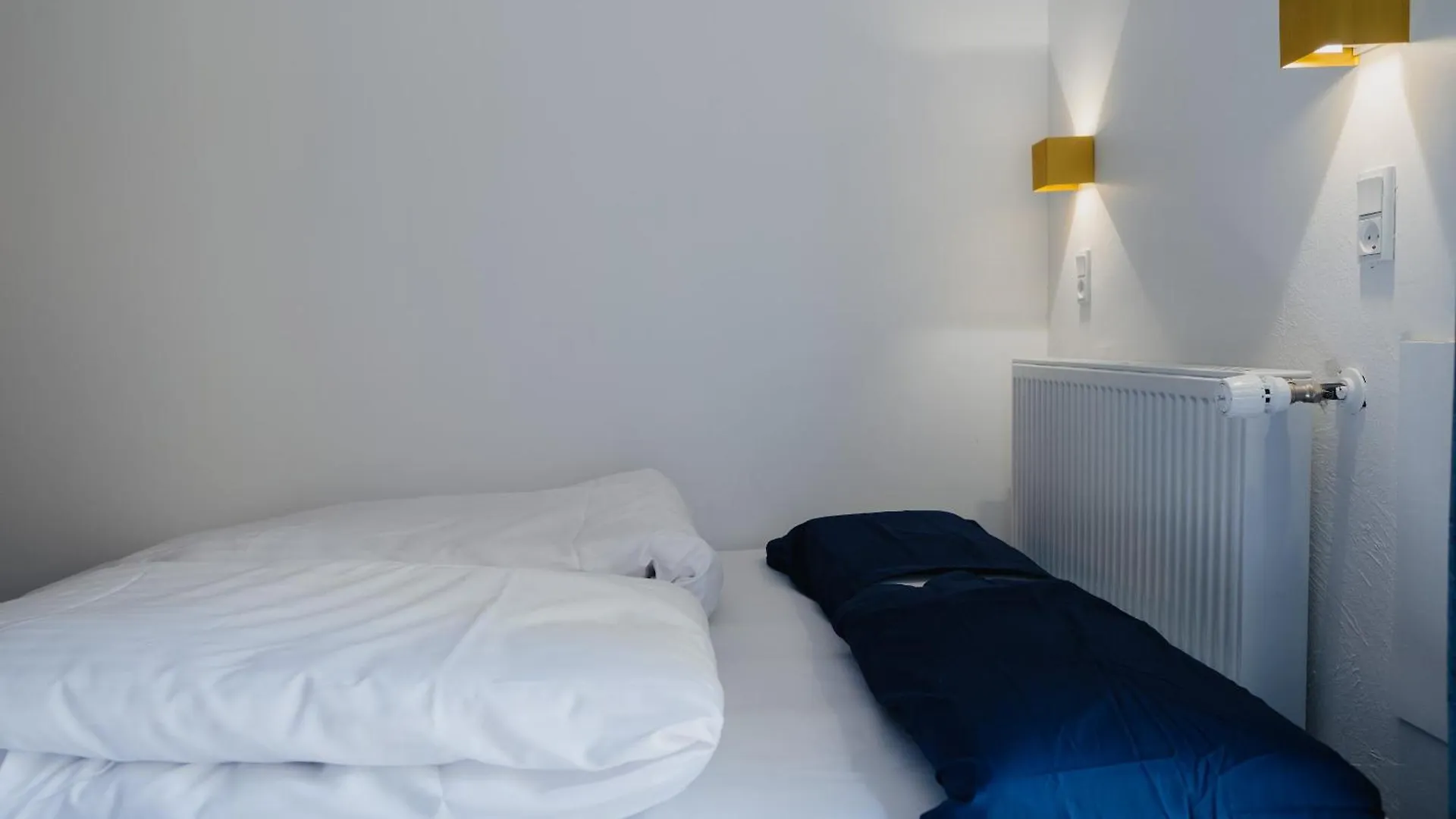 Capsule Hotel Nyhavn63 Köpenhamn 2*,  Danmark